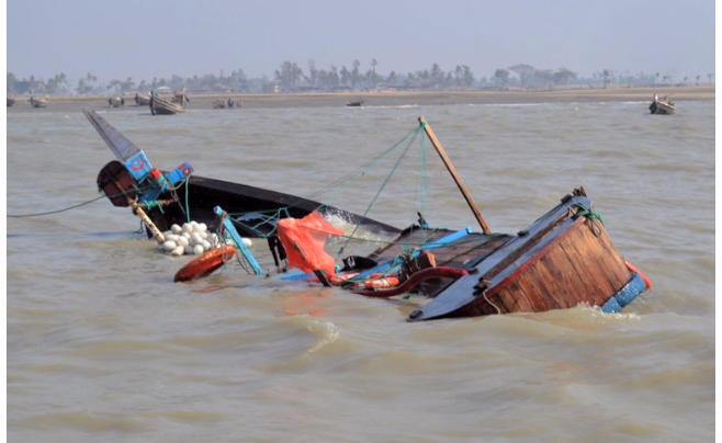Lật tàu tại Ấn Độ, 21 người thiệt mạng